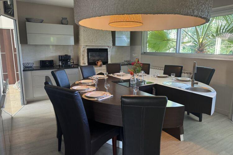 Holiday Home With Indoor Pool, Le Porge Extérieur photo