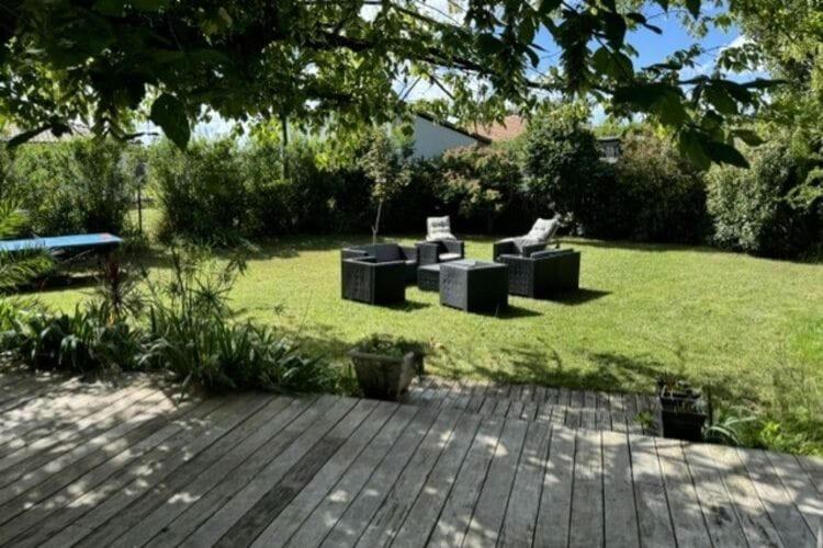 Holiday Home With Indoor Pool, Le Porge Extérieur photo